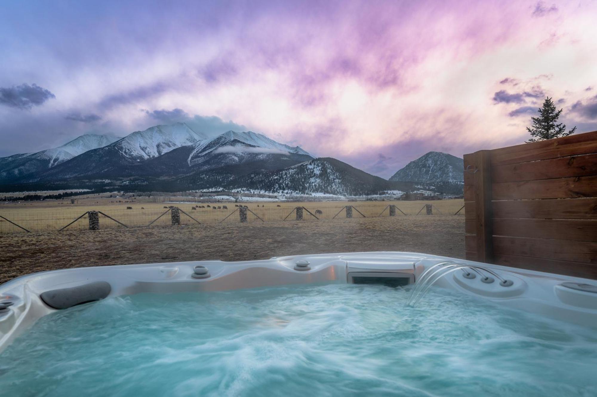 Buena Vista Mountain Retreat - Ultimate Privacy With Spa & Unbeatable Views ภายนอก รูปภาพ